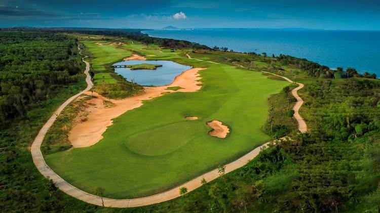 nghi-duong-ket-hop-choi-golf-02
